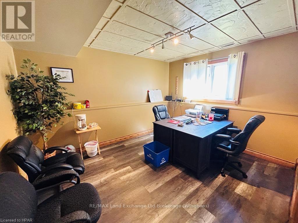 84332 Mcnabb Line, Huron East, Ontario  N0G 1H0 - Photo 28 - X11880271