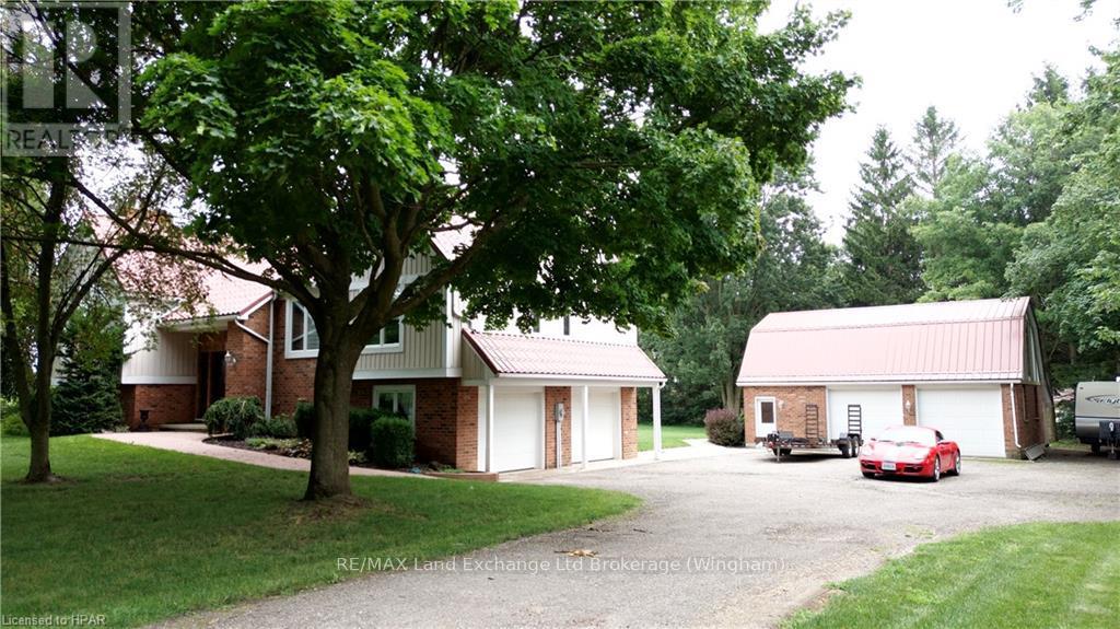 84332 Mcnabb Line, Huron East, Ontario  N0G 1H0 - Photo 4 - X11880271