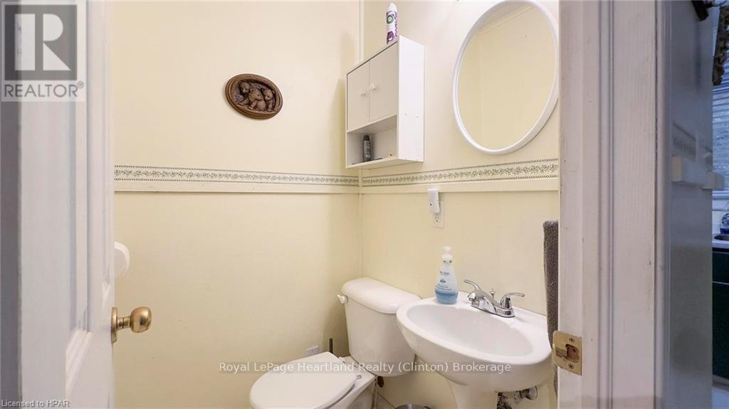 53 Victoria Boulevard, Huron East, Ontario  N0M 1L0 - Photo 11 - X11880283