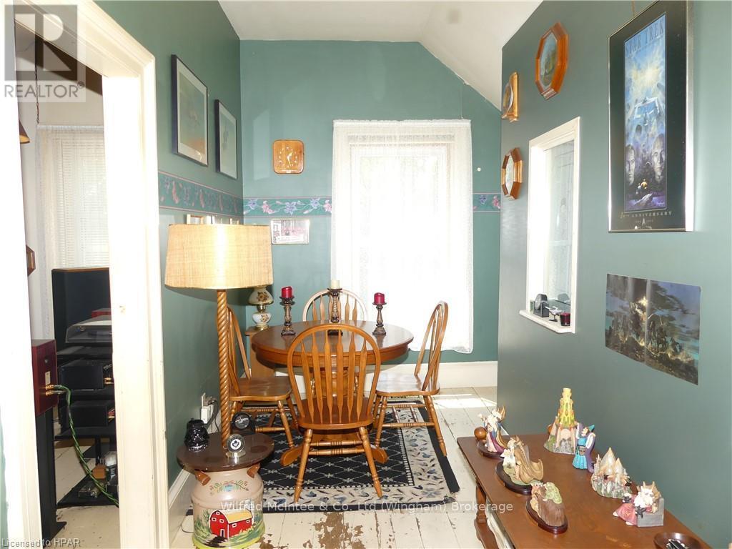 9 Rattenbury Street, Central Huron, Ontario  N0M 1L0 - Photo 27 - X11880285