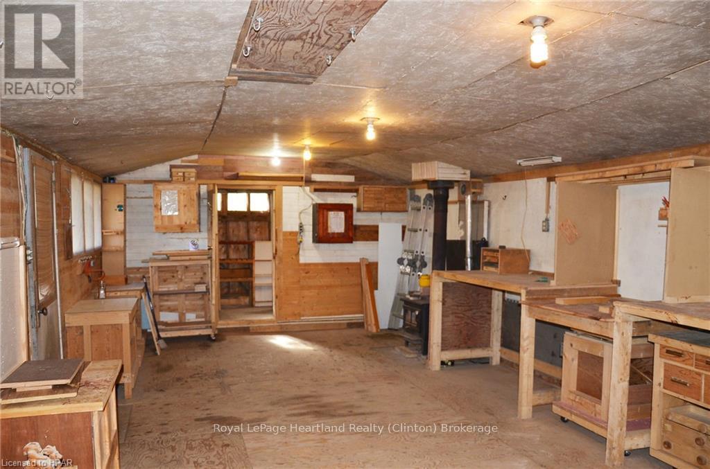 122 Mary Street, Central Huron, Ontario  N0M 1L0 - Photo 23 - X11880291