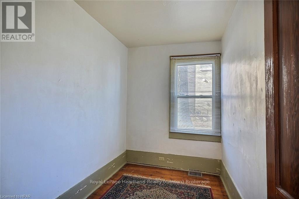 122 Mary Street, Central Huron, Ontario  N0M 1L0 - Photo 6 - X11880291