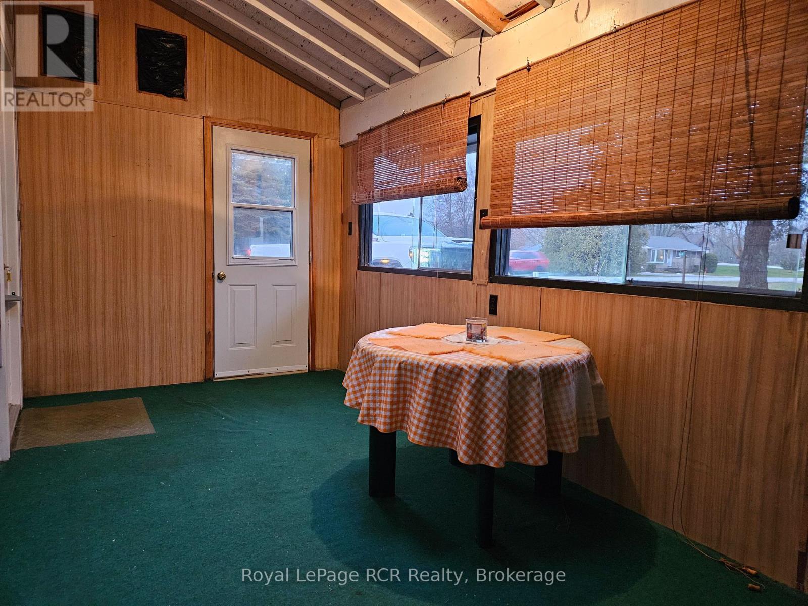 886 16th Street W, Georgian Bluffs, Ontario  N4K 6V5 - Photo 18 - X10846750