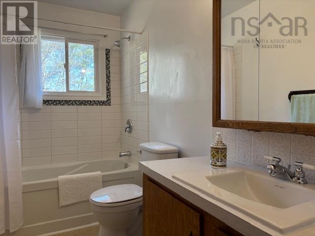 4761 Brooklyn Street, Somerset, Nova Scotia  B0P 1E0 - Photo 18 - 202427340