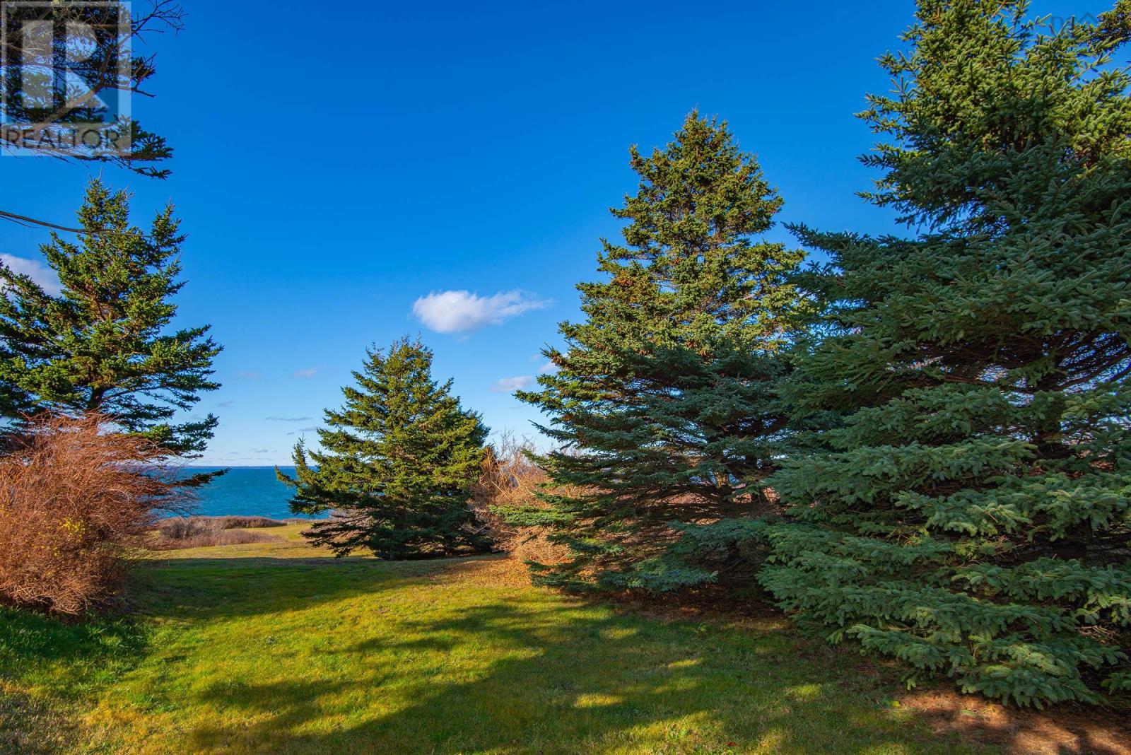 Lot Highway 1, meteghan, Nova Scotia