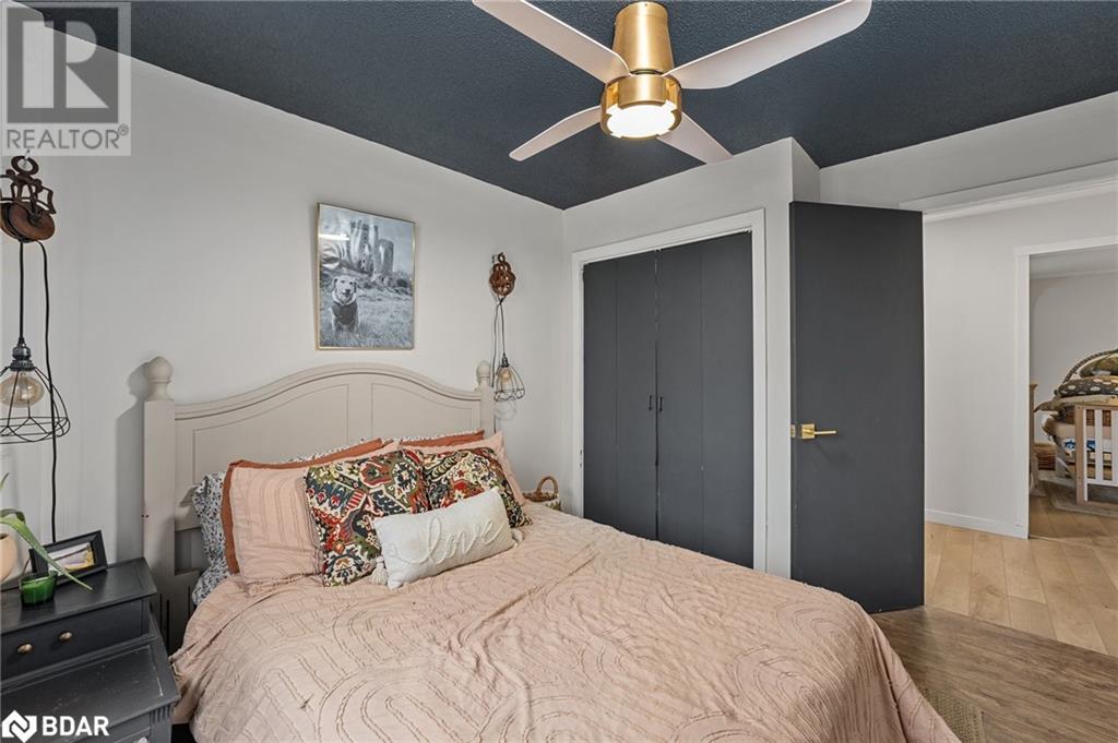 2668 Westshore Crescent Crescent, West Shore, Ontario  L3V 0V8 - Photo 15 - 40683152