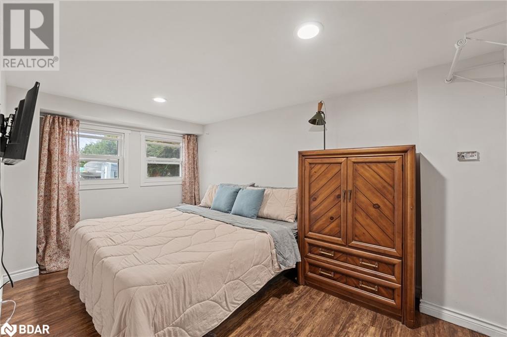 2668 Westshore Crescent Crescent, West Shore, Ontario  L3V 0V8 - Photo 19 - 40683152