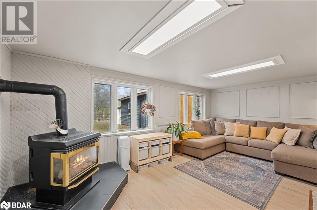 2668 Westshore Crescent Crescent, West Shore, Ontario  L3V 0V8 - Photo 21 - 40683152