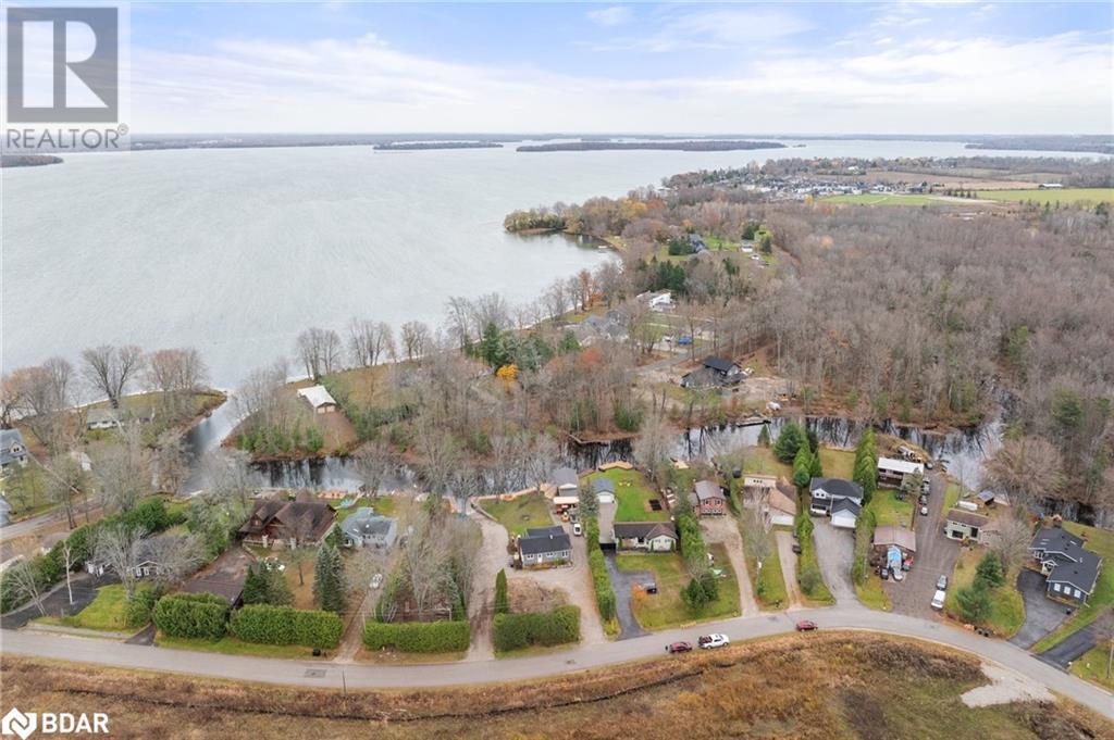 2668 Westshore Crescent Crescent, West Shore, Ontario  L3V 0V8 - Photo 3 - 40683152