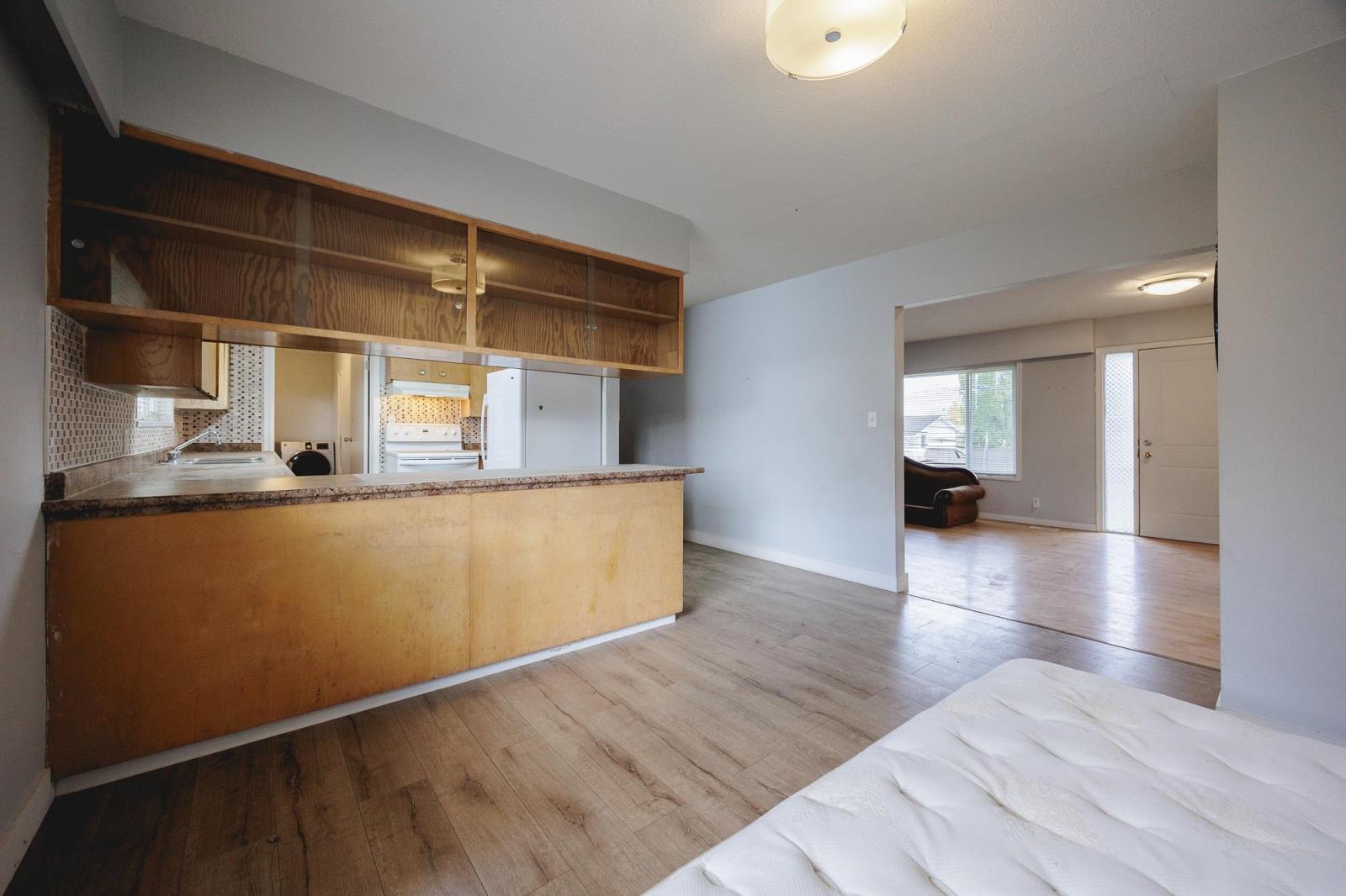 8585 Howard Crescent, Chilliwack Proper South, Chilliwack, British Columbia  V2P 5R5 - Photo 6 - R2948377