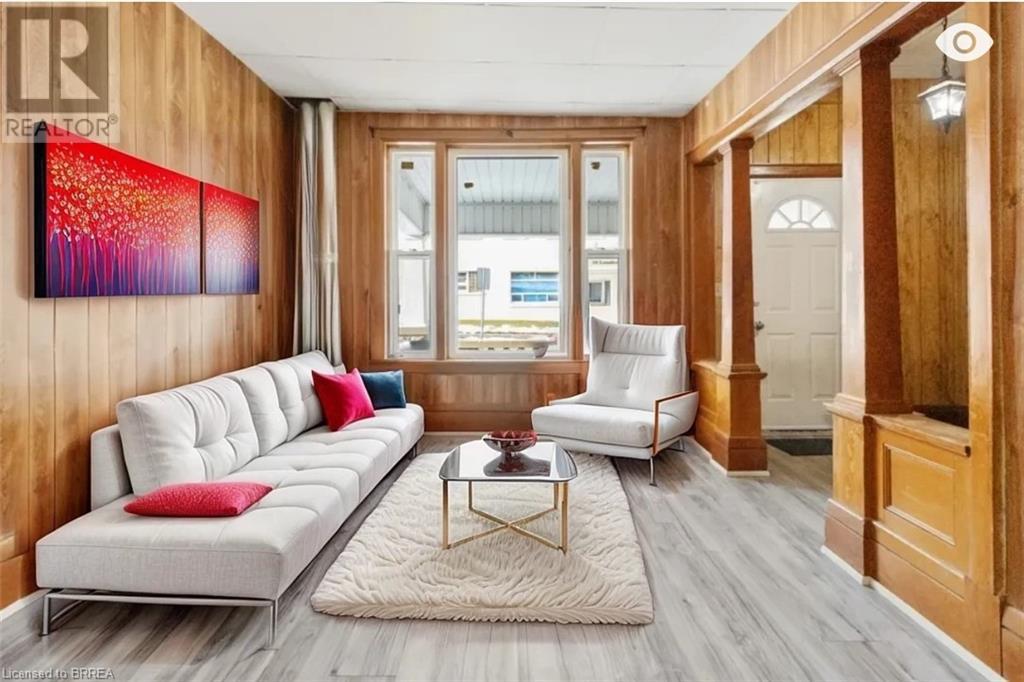 29/31 London Street, Tillsonburg, Ontario  N4G 2K9 - Photo 11 - 40683242