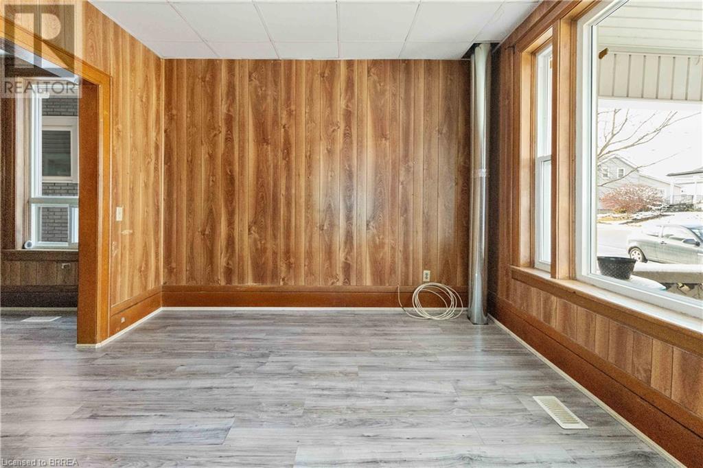 29/31 London Street, Tillsonburg, Ontario  N4G 2K9 - Photo 9 - 40683242