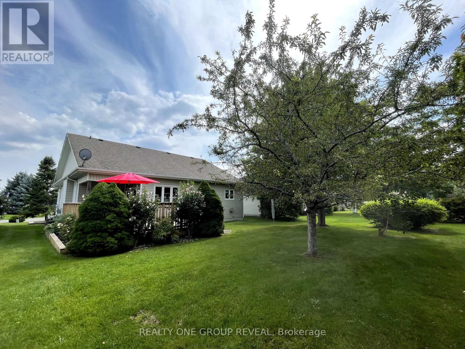 45 Elmdale Drive, Prince Edward County, Ontario  K0K 3L0 - Photo 21 - X11880661