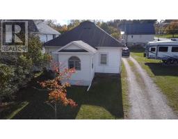 19 Agnes Street, Gore Bay, Ontario