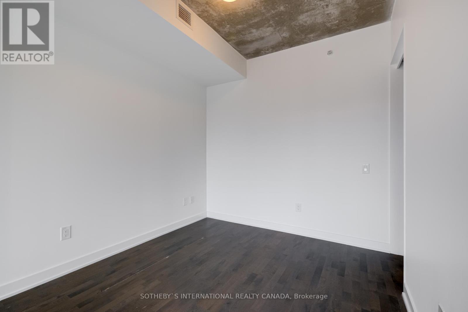 1028 - 629 King Street W, Toronto, Ontario  M5V 0G9 - Photo 10 - C11880775