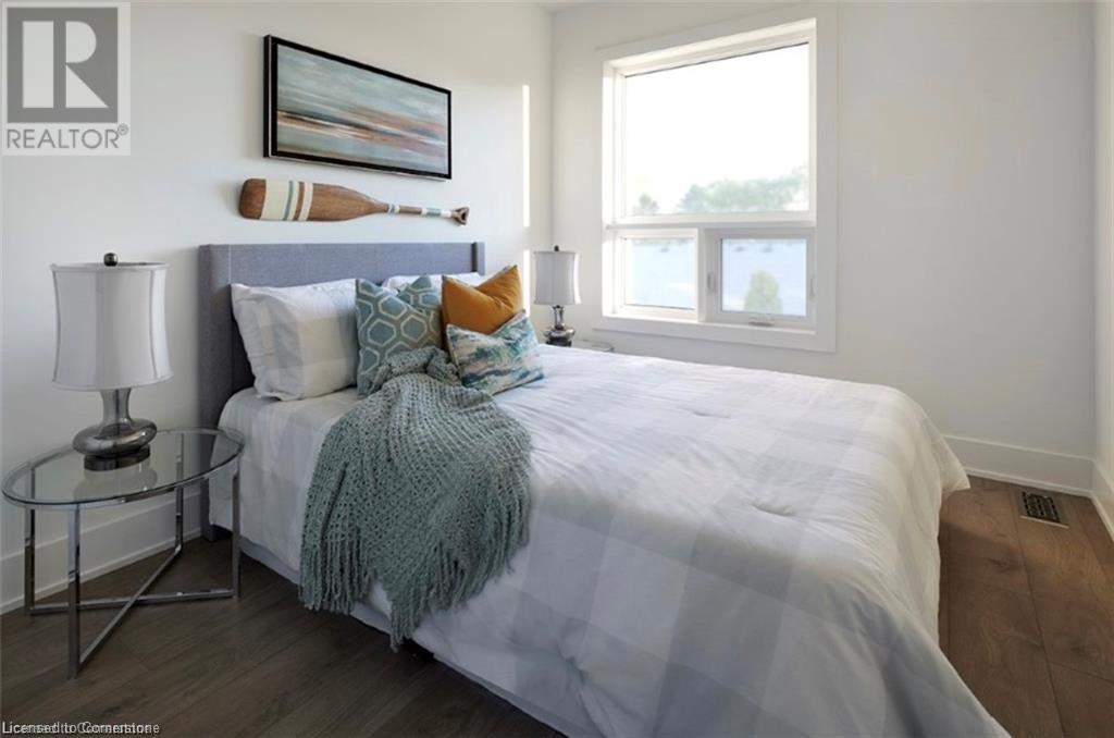 5451 Lakeshore Road Unit# 4, Burlington, Ontario  L7L 1E1 - Photo 6 - 40683326