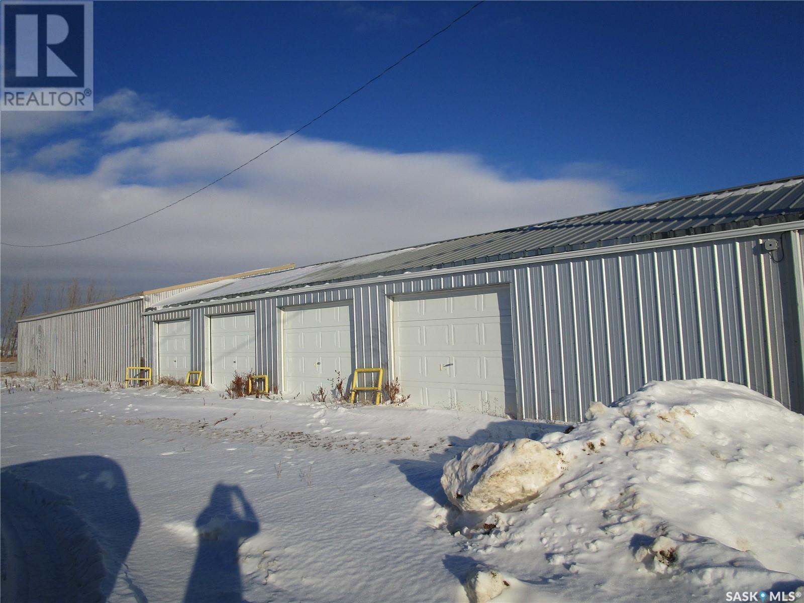 114 7th Avenue W, Gravelbourg, Saskatchewan  S0H 1X0 - Photo 16 - SK988816