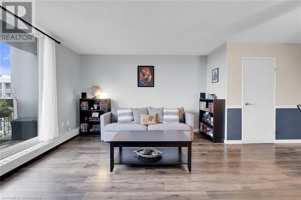 350 QUIGLEY Road Unit# 826, Hamilton, Ontario