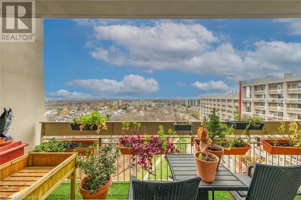 350 Quigley Road Unit# 826, Hamilton, Ontario  L8K 5N2 - Photo 24 - 40683250