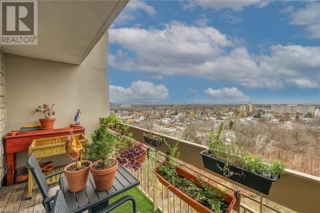 350 Quigley Road Unit# 826, Hamilton, Ontario  L8K 5N2 - Photo 25 - 40683250