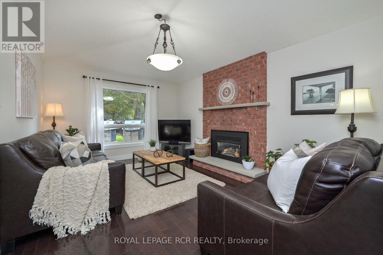 33 Riverside Drive, Mono, Ontario  L9W 6L5 - Photo 12 - X11824935