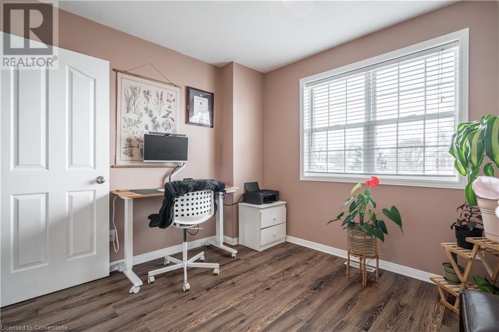 2 Tulip Drive, Tillsonburg, Ontario  N4G 5T9 - Photo 17 - 40682881