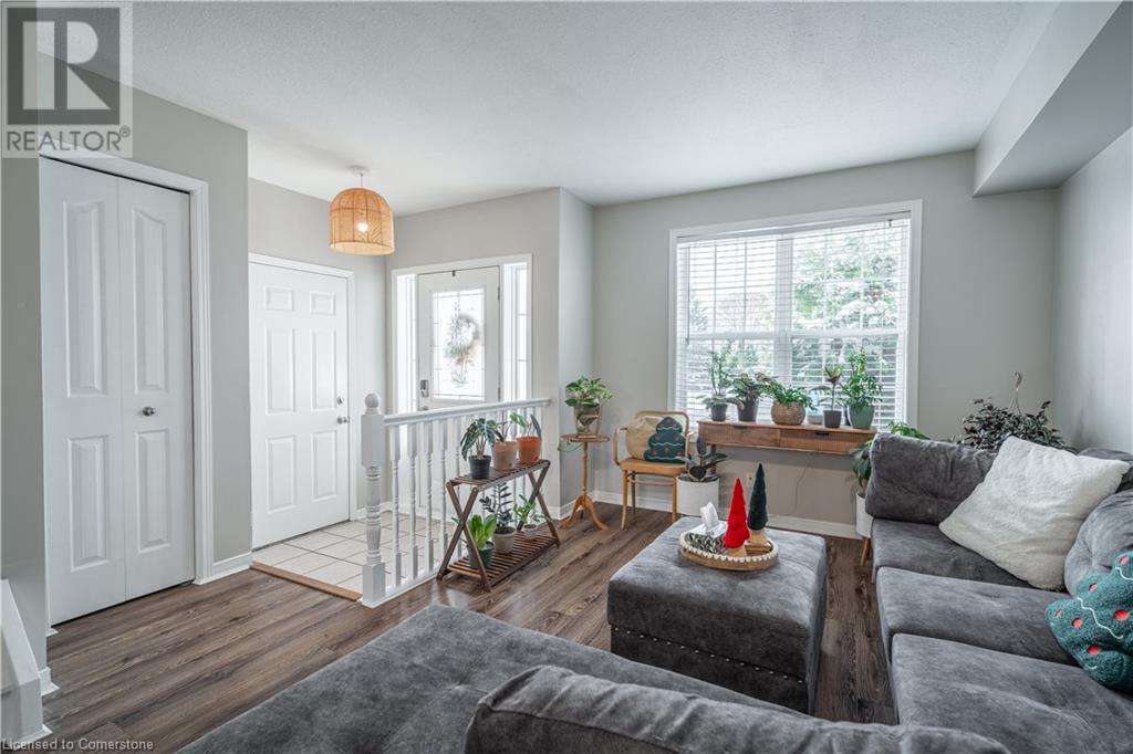 2 Tulip Drive, Tillsonburg, Ontario  N4G 5T9 - Photo 5 - 40682881