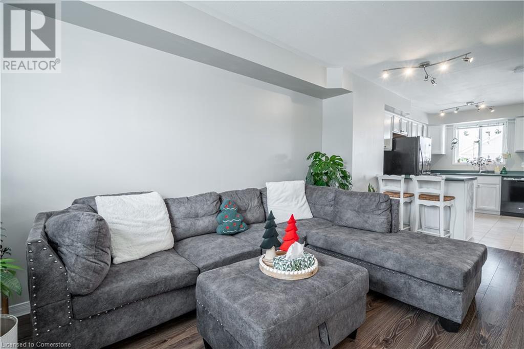 2 Tulip Drive, Tillsonburg, Ontario  N4G 5T9 - Photo 7 - 40682881