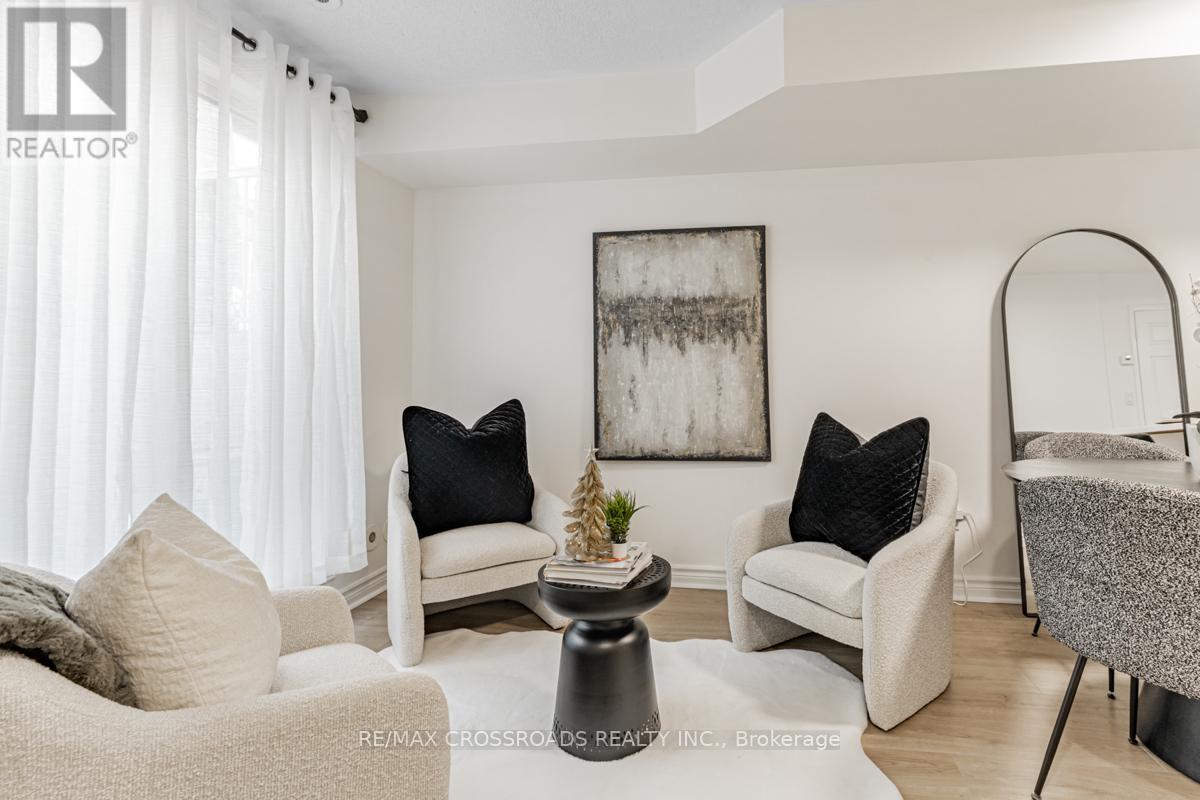 26 - 31 Foundry Avenue, Toronto, Ontario  M6H 4K7 - Photo 4 - W11880789