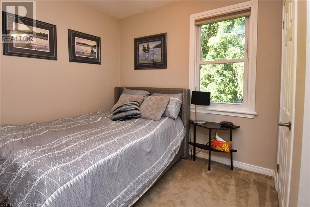 174 East 12th Street, Hamilton, Ontario  L9A 3X6 - Photo 14 - 40681512