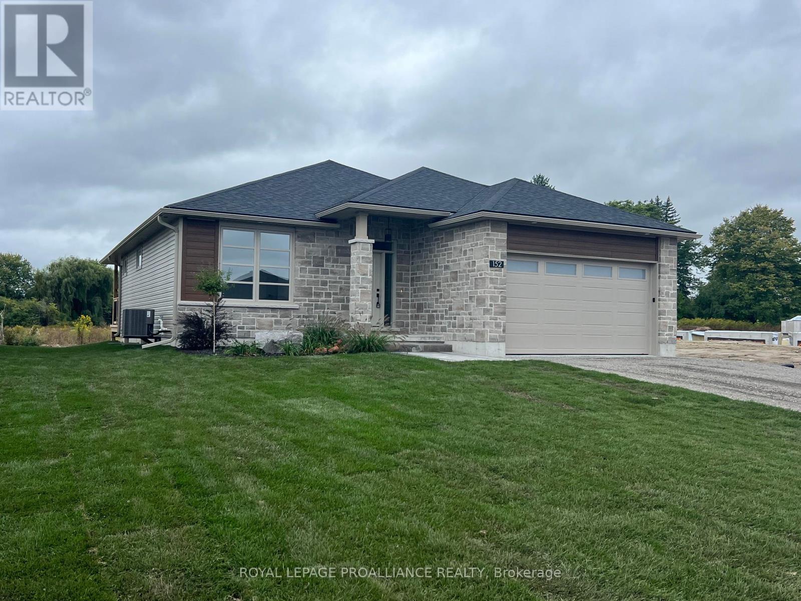 Property at 152 SIENNA AVENUE image 1