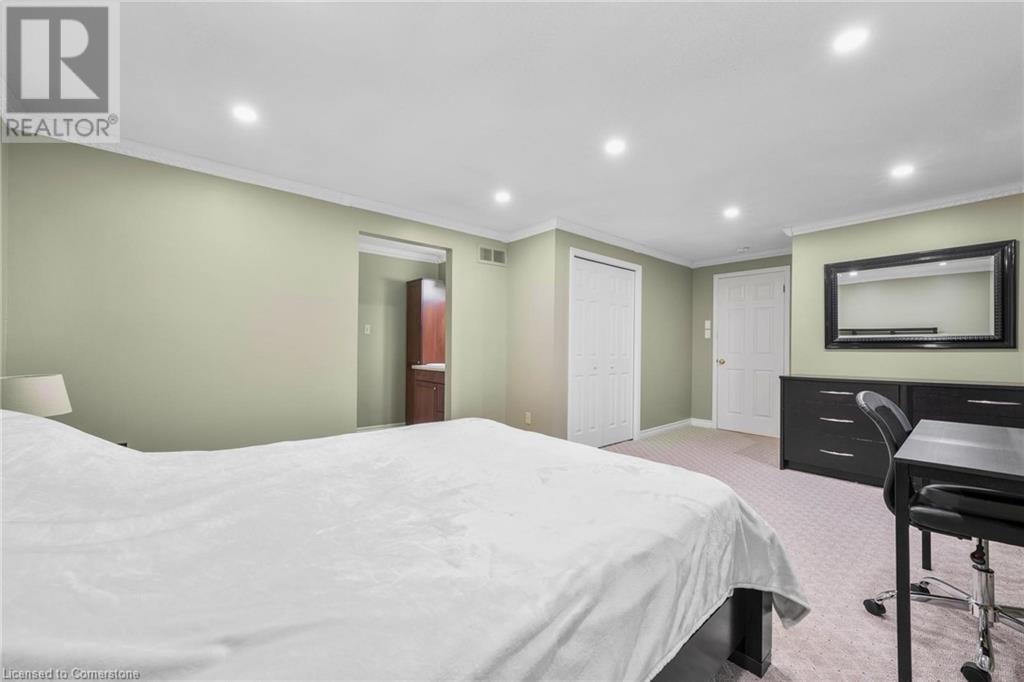 417 Stillmeadow Circle, Waterloo, Ontario  N2L 5M1 - Photo 43 - 40683155