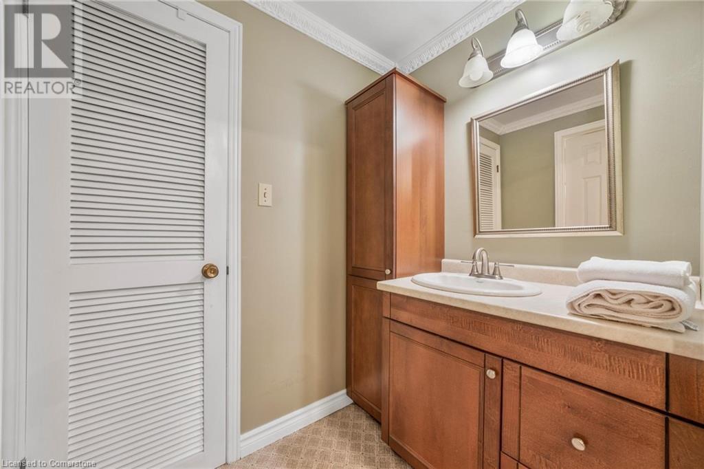 417 Stillmeadow Circle, Waterloo, Ontario  N2L 5M1 - Photo 45 - 40683155