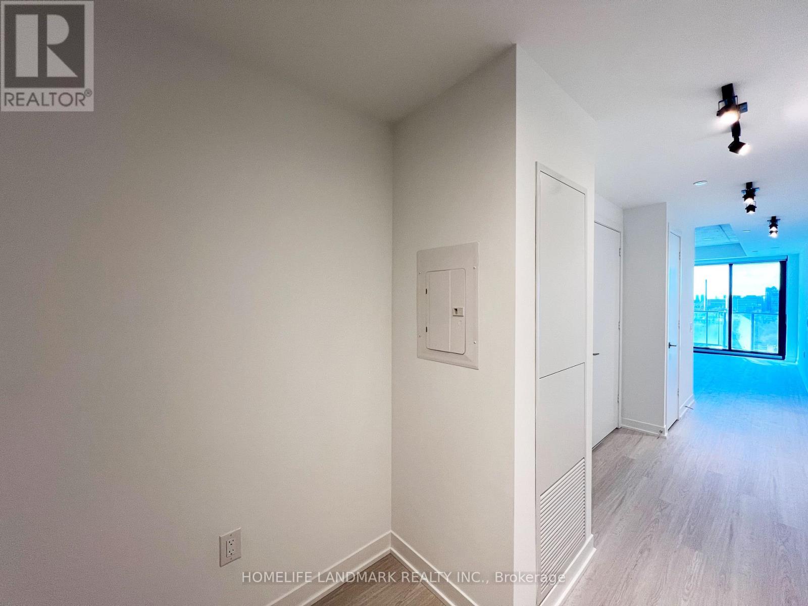 1314 - 195 Mccaul Street, Toronto, Ontario  M5T 0E5 - Photo 7 - C11880876