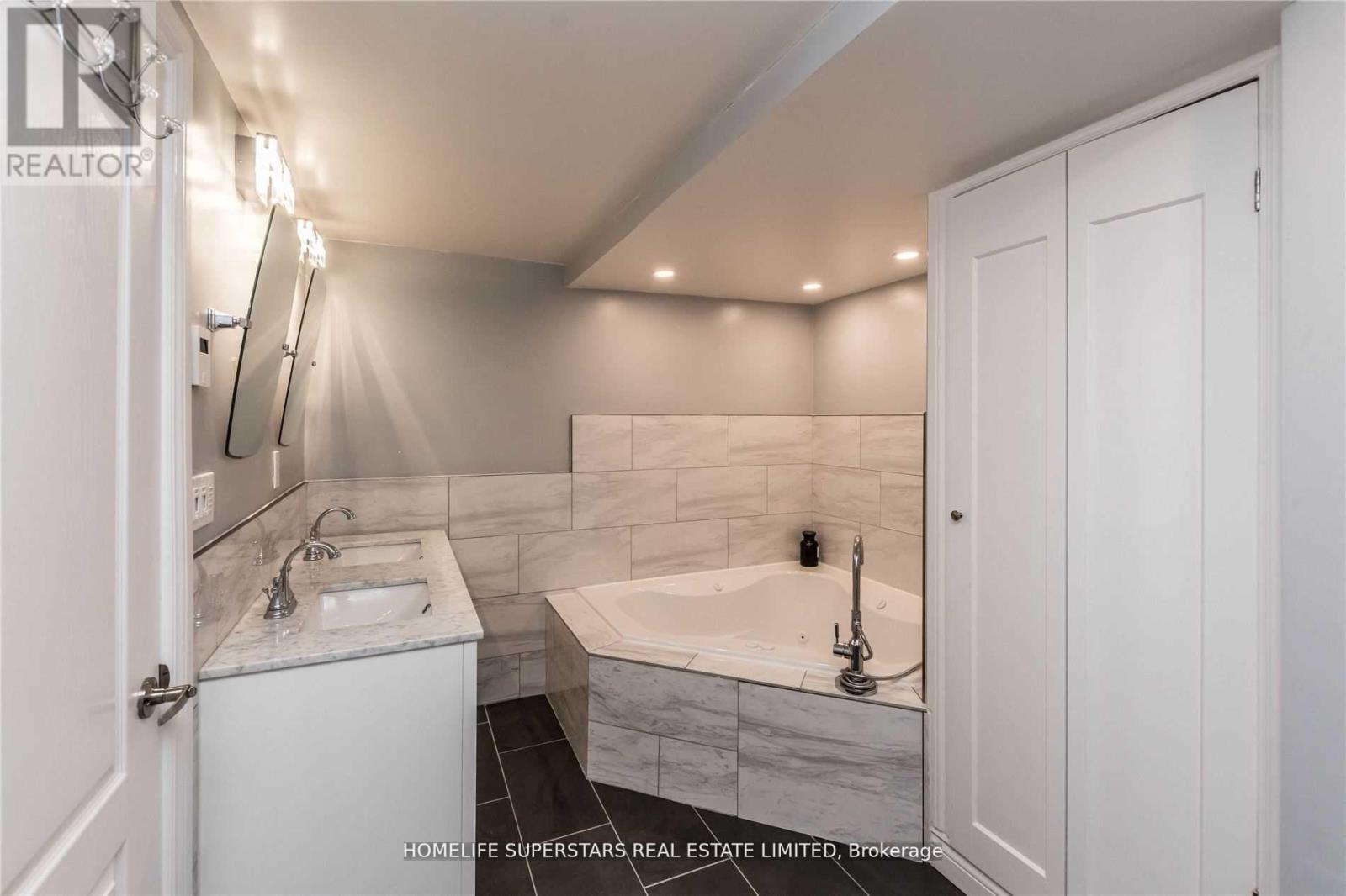 4365 7th Line, Bradford West Gwillimbury, Ontario  L0G 1B0 - Photo 15 - N11880892