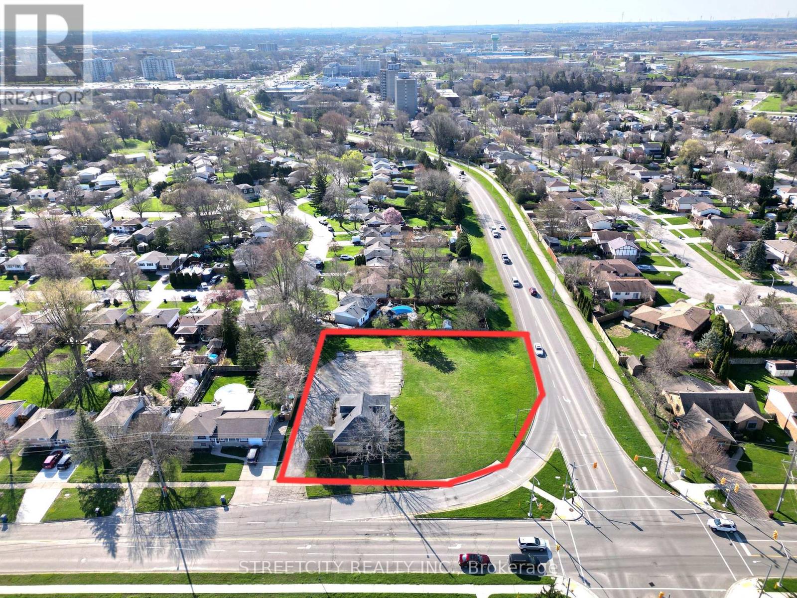 596 Mcnaughton Avenue, Chatham-Kent (Chatham), Ontario  N7L 4J6 - Photo 18 - X11881001