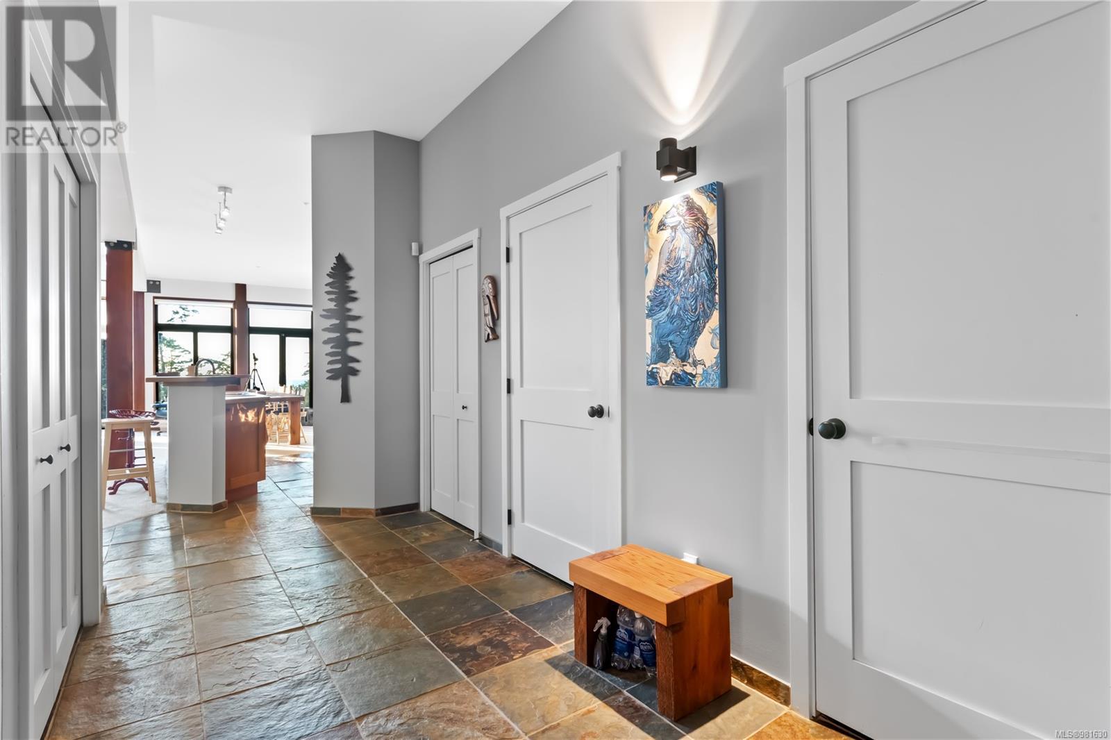 212 515 Marine Dr, Ucluelet, British Columbia  V0R 3A0 - Photo 10 - 981630