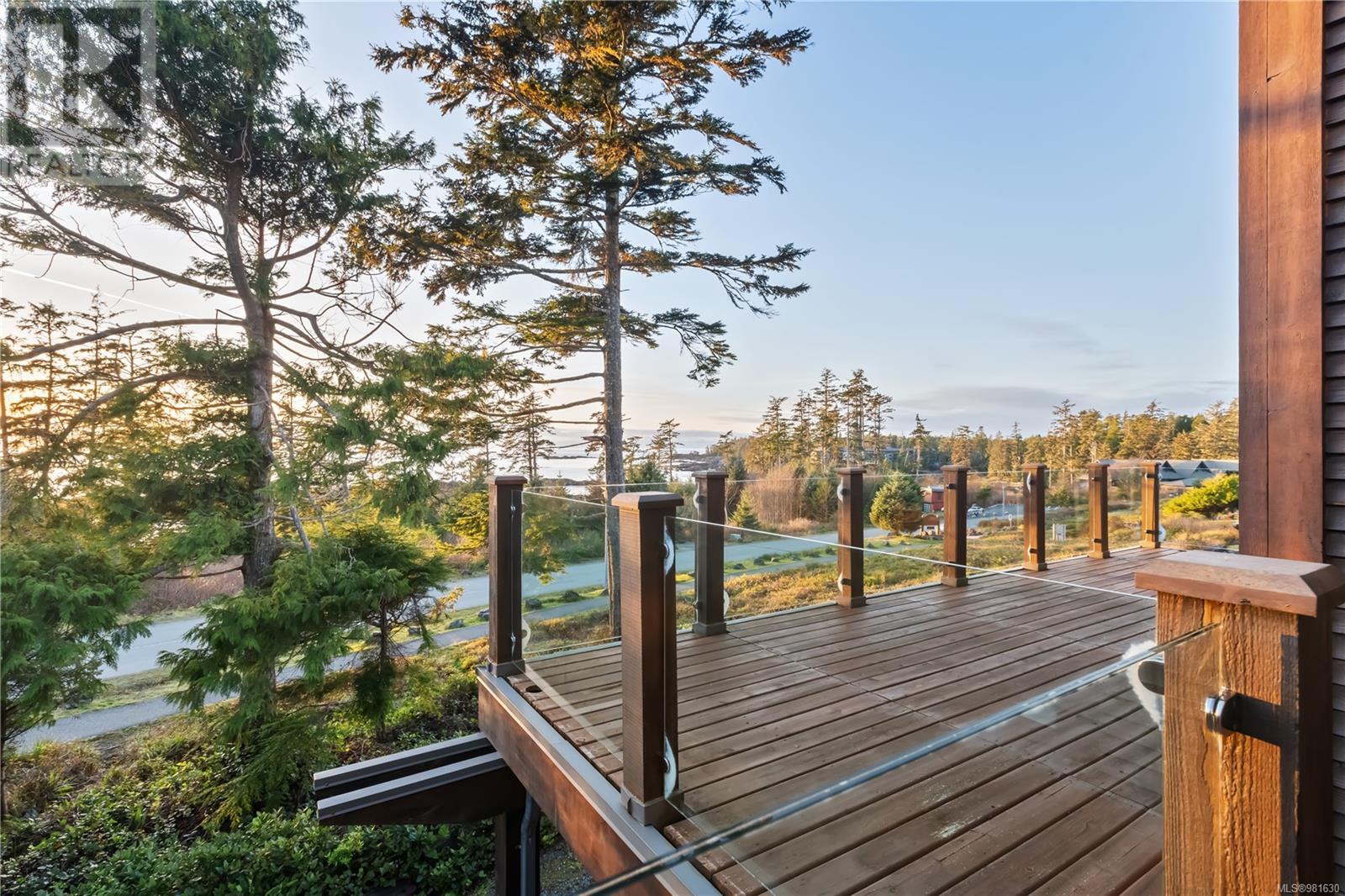 212 515 Marine Dr, Ucluelet, British Columbia  V0R 3A0 - Photo 41 - 981630