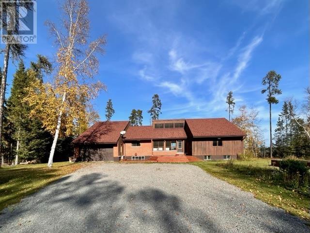 31 Macintosh RD, geraldton, Ontario