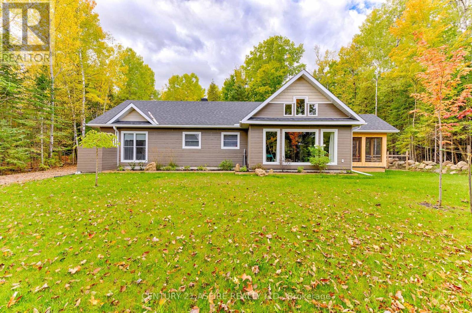 761 FOREST PARK ROAD Laurentian Valley