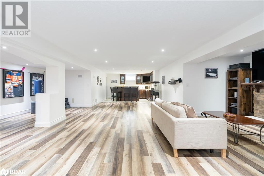 16 Boothby Crescent, Minesing, Ontario  L4M 4S4 - Photo 18 - 40682729