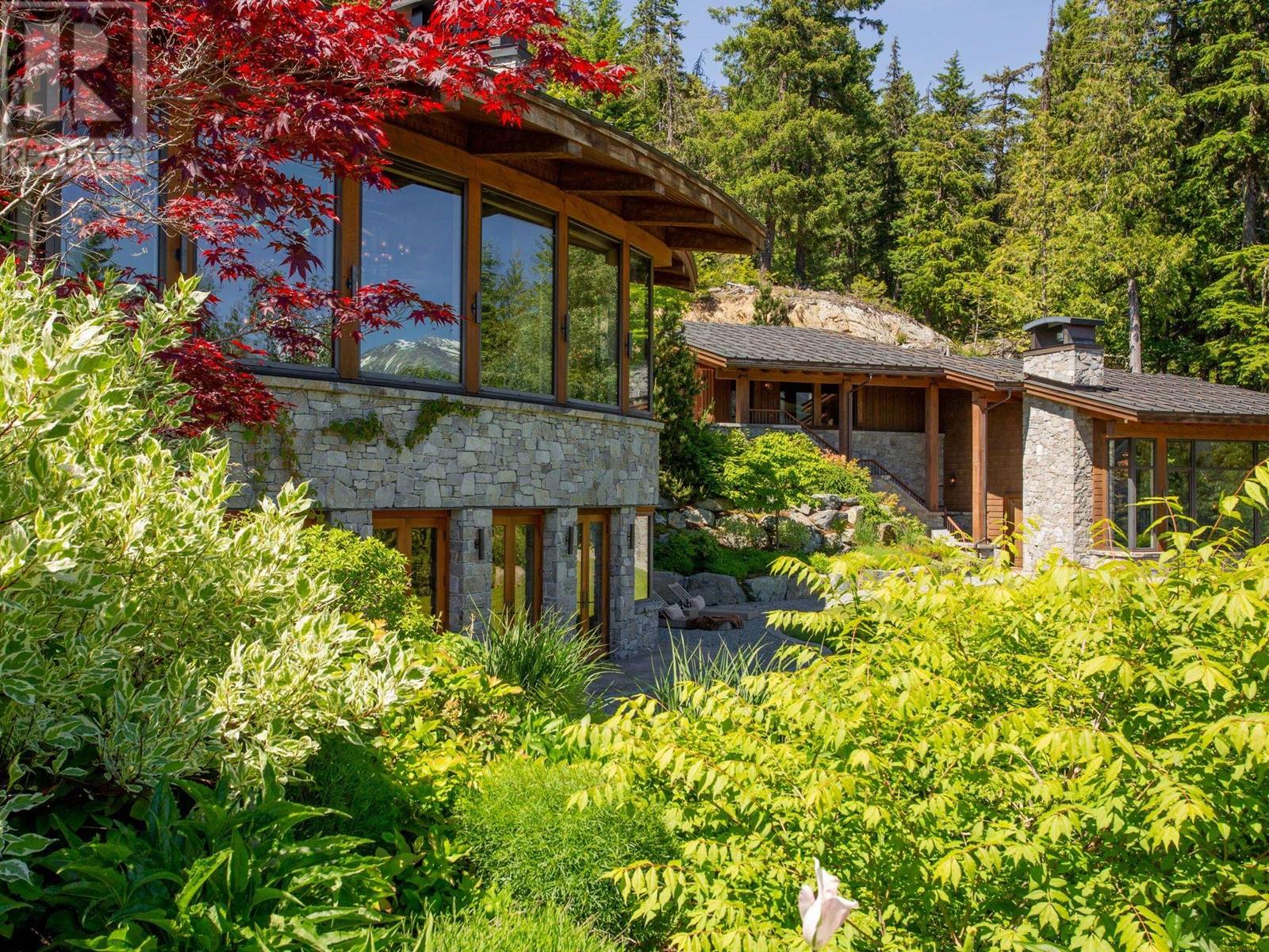 5476 Stonebridge Place, Whistler, British Columbia  V8E 0V9 - Photo 36 - R2916181