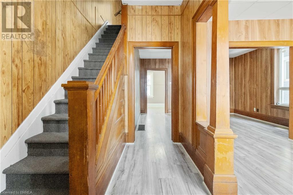 29/31 London Street, Tillsonburg, Ontario  N4G 2K9 - Photo 8 - 40683238