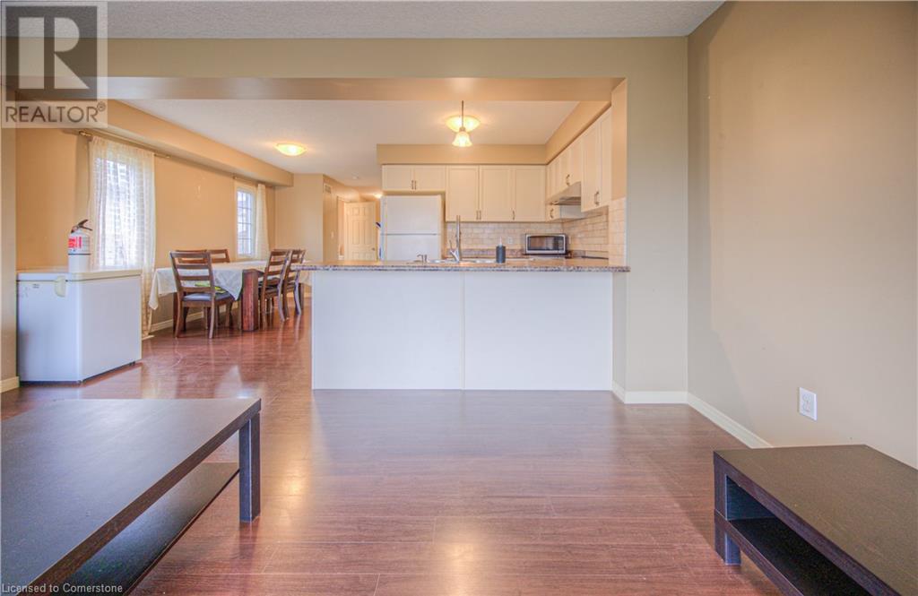 1389 Countrystone Drive, Kitchener, Ontario  N2N 3R8 - Photo 14 - 40683374