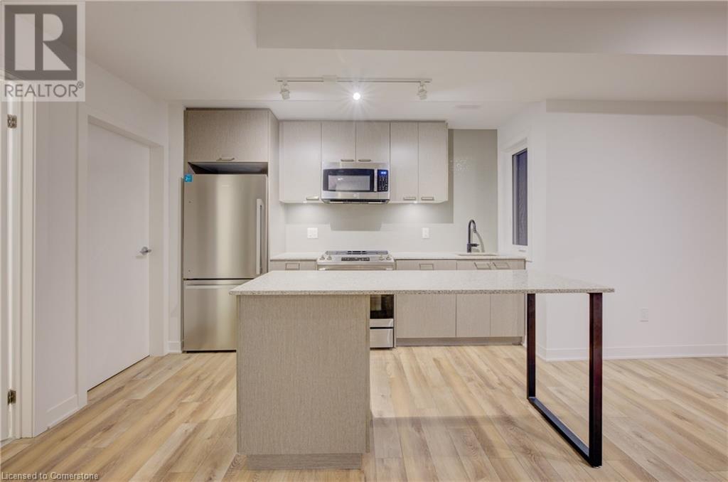 10 Ed Clark Gardens Unit# 14, Toronto, Ontario  M6N 0B5 - Photo 5 - 40681442