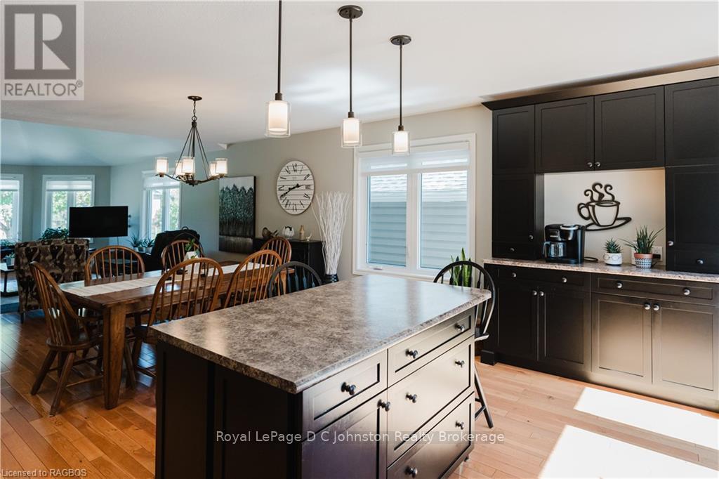 377 Peel Street E, Saugeen Shores, Ontario  N0H 2L0 - Photo 18 - X10845829