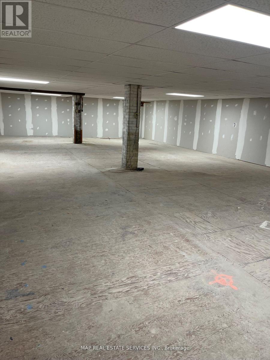 Bsmt. - 3832 Bloor Street W, Toronto, Ontario  M9B 1L1 - Photo 4 - W11881079