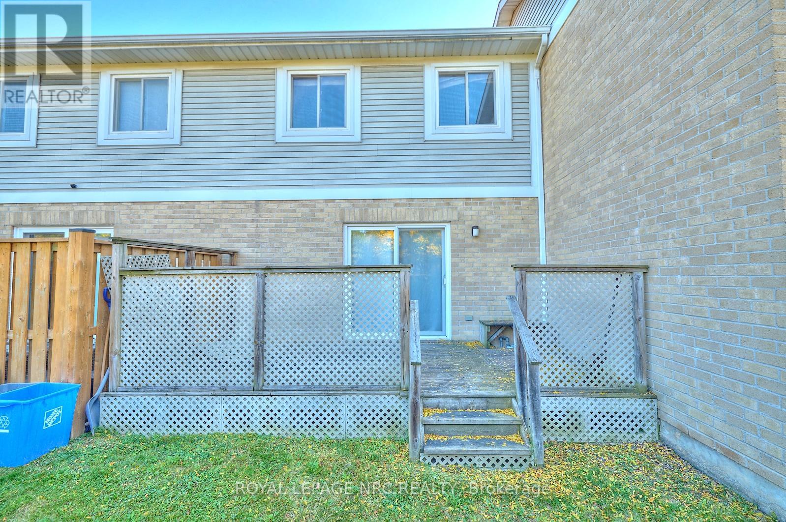 2 - 38 Elma Street, St. Catharines, Ontario  L2N 6Z3 - Photo 24 - X11822097