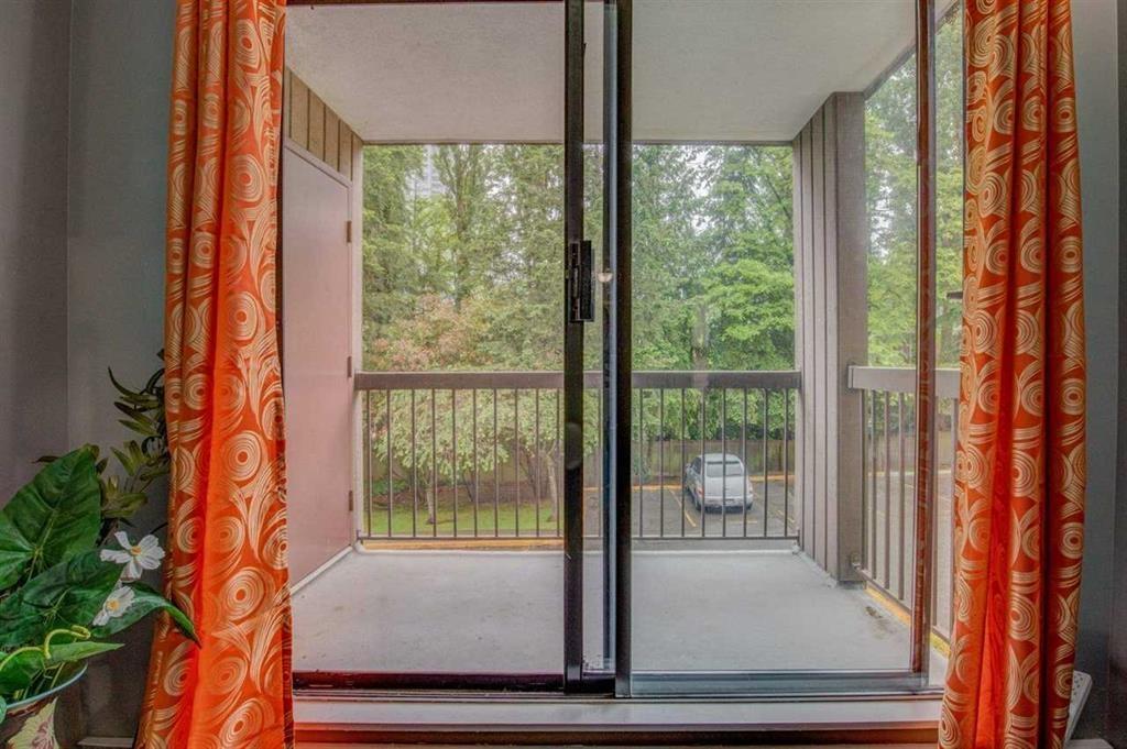 1013 13837 100 Avenue, Surrey, British Columbia  V3T 5K9 - Photo 11 - R2948722