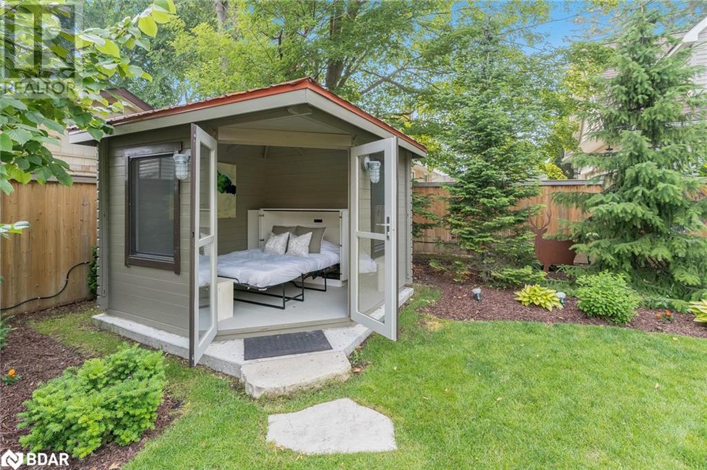 92 Nelson Street, Barrie, Ontario  L4M 4K5 - Photo 35 - 40660891